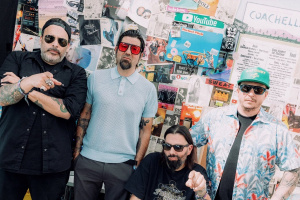 DEFTONES na novém albu otevřou bránu do svého nejosobnějšího světa