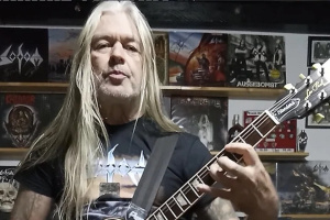 Frank Blackfire nechápe koncertní pauzu SODOM