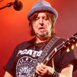 Phil Cambell 11