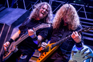 Dave Mustaine odmítá pozvat své bývalé spoluhráče z MEGADETH na rozlučkové turné 