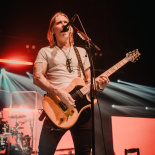 39 Alter Bridge