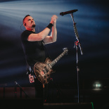14 Alter Bridge