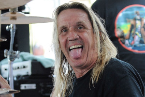 Na příštím albu IRON MAIDEN pravděpodobně uslyšíme i Nicka McBraina