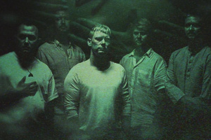 Post-blackoví MØL vnadí na pražský koncert dalším emocionálním singlem z novinky „Dreamcrush“