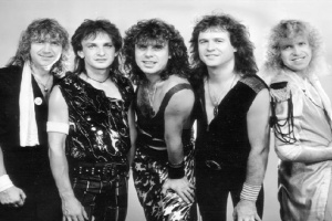 Debutové album KERN znovu vychází na CD a vinylu!