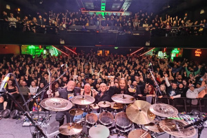 Domácí SYMPHONITY zažili na turné s Tarjou Turunen a Markem Hietalou všelijaká dobrodružství