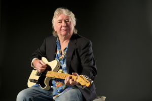 Zemřel rockový veterán Mick Ralphs, kytarista BAD COMPANY