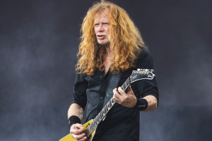„Možná lidi rozbrečí,“ říká Dave Mustaine z MEGADETH o své autobiografické knize