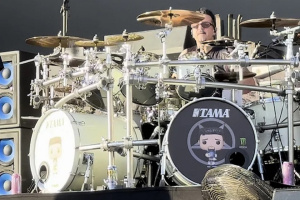 Charlie Benante vynechá kvůli zranění ruky část evropského turné ANTHRAX 