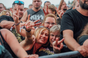 Je tady desátý ročník festivalu Holba Rock na grilu