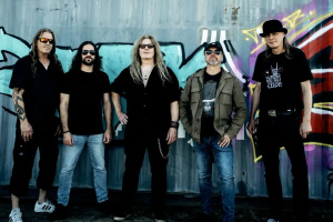 MASTERPLAN se v novém singlu vrhají vstříc bouři