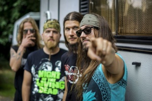 Metaloví hipíci EGOKILLS zavítají k nám a na Slovensko