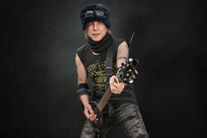 Mrkněte na oficiální klip titulní skladby novinky MSG „Don´t Sell Your Soul“