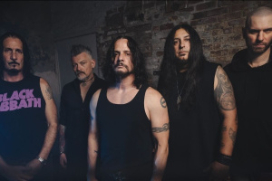 Odkaz TYPE O NEGATIVE přežívá v SILVERTOMB – kapela v listopadu vydá druhé album