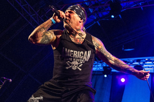 Roger Miret z AGNOSTIC FRONT se po léčbě rakoviny cítí skvěle