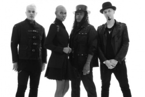 Poslechněte si: SKUNK ANANSIE - „Love Someone Else“
