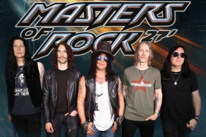 Kytarista GUNS N' ROSES Slash přijede na Masters of Rock! 