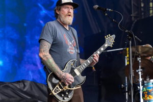 Brent Hinds se pustil do svých bývalých kolegů z MASTODON: „Jsou zahledění sami do sebe a neumí hrát.“