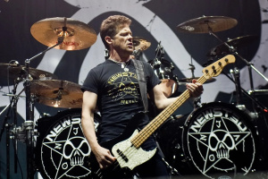Bývalý baskytarista METALLICY Jason Newsted porazil rakovinu