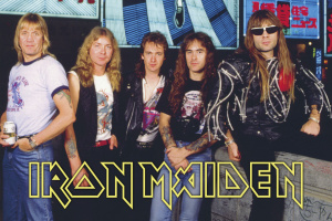 Ztraťte se někde v čase s IRON MAIDEN a říjnovým Sparkem!