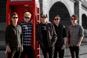 Pretty fly for an AI! THE OFFSPRING využili k novému klipu umělou inteligenci…