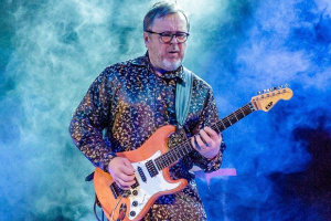 Michal Pavlíček si k sedmdesátinám nadělí dvojkoncert a novou desku