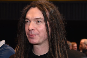 Kytarista Tomáš Vartecký nastoupil do léčebny: „Už nějakou dobu se topím.“