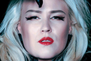 Noora Louhimo (ex-BATTLE BEAST) potvrdila svou všestrannost vítězstvím v populární finské soutěži