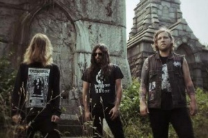 Pod Povrchem: PISSGRAVE