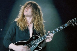 Dvoudílný dokument bilancuje kariéru Johna Sykese