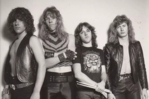 METALLICA a její první koncerty: Ulrich se učil hrát, Hetfield nemluvil a Mustaine měnil prasklé struny