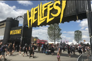 Obří francouzský festival Hellfest letos opět neproběhne