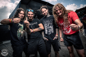 REFORE natočili syrový dokument z cesty na Wacken. Bahno, pivo a thrash metal bez pozlátek
