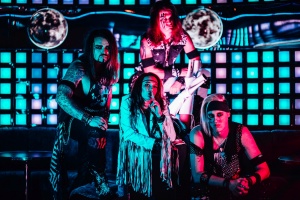 Exkluzivní premiéra klipu HAIRY GROUPIES