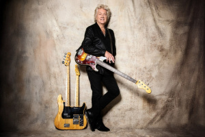Zemřel John Lodge, půl století udával rytmus THE MOODY BLUES