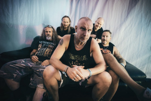 CLAWFINGER sledují Velkého bratra