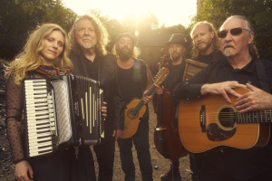 Robert Plant se vrací k zapomenutému hudebnímu dědictví s novým projektem SAVING GRACE