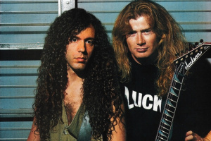 Knižní memoáry slavného kytaristy MEGADETH: Jak Marty Friedman soupeřil s projektem Davea Mustainea MD.45