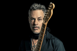 Richie Kotzen vydává nový singl. „Ivory Queen“ však není žena