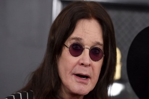 Ozzy Osbourne má stále podlomené zdraví a ruší jarní turné