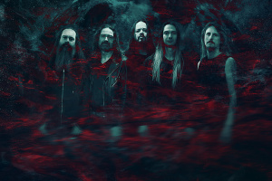 Poctivá ruční práce, žádné AI – EVERGREY zvou na pražský koncert malovaným klipem