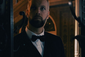 Zpěvák LEPROUS Einar Solberg uvádí druhé sólové album intenzivním singlem