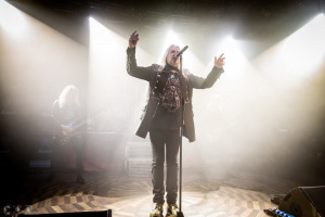 Biff Byford má za sebou první fázi chemoterapie