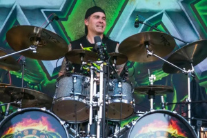 Jason Bittner upřesnil okolnosti svého odchodu z OVERKILL