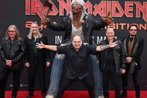 Na premiéru dokumentu o IRON MAIDEN „Burning Ambition“ dorazil i samotný Eddie!