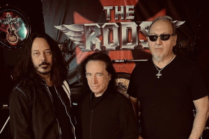 Heavy metal před osmdesátkou – THE RODS vydávají nové album „Wild Dogs Unchained“