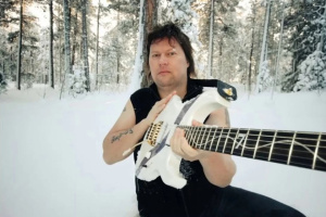 Timo Tolkki (ex- STRATOVARIUS) vybírá na své narozeniny peníze na rozlučkové album. Přispějete mu?