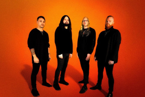 I v nejtemnějších chvílích volte světlo, doporučují BORN OF OSIRIS