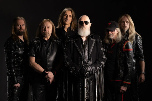 Nalaďte se na koncert JUDAS PRIEST v Ostravě novou kolekcí jejich hitů 