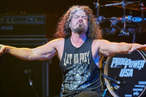 „Nevím, co se s kapelou bude dít dál,“ říká zpěvák METAL CHURCH